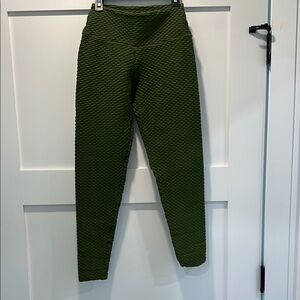 Booty by Brabants Textured Green Leggings